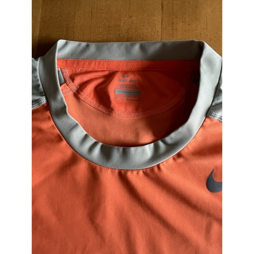 Nike Shirt Mens Sz M Orange Gray Dri-Fit Short Sleeve Crew Neck Gym T-Shirt Run - Picture 4 of 11